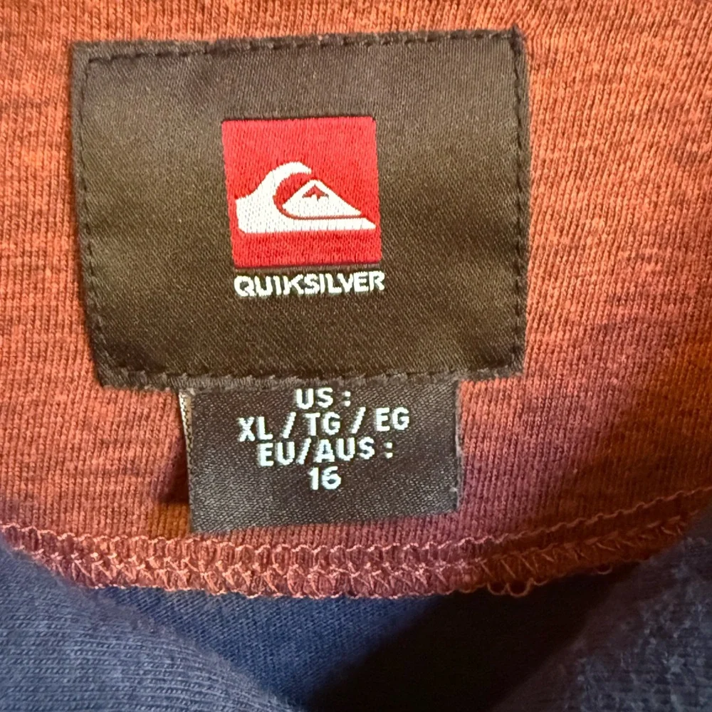 EUC Quiksilver Single Pocket Polo Youth XL